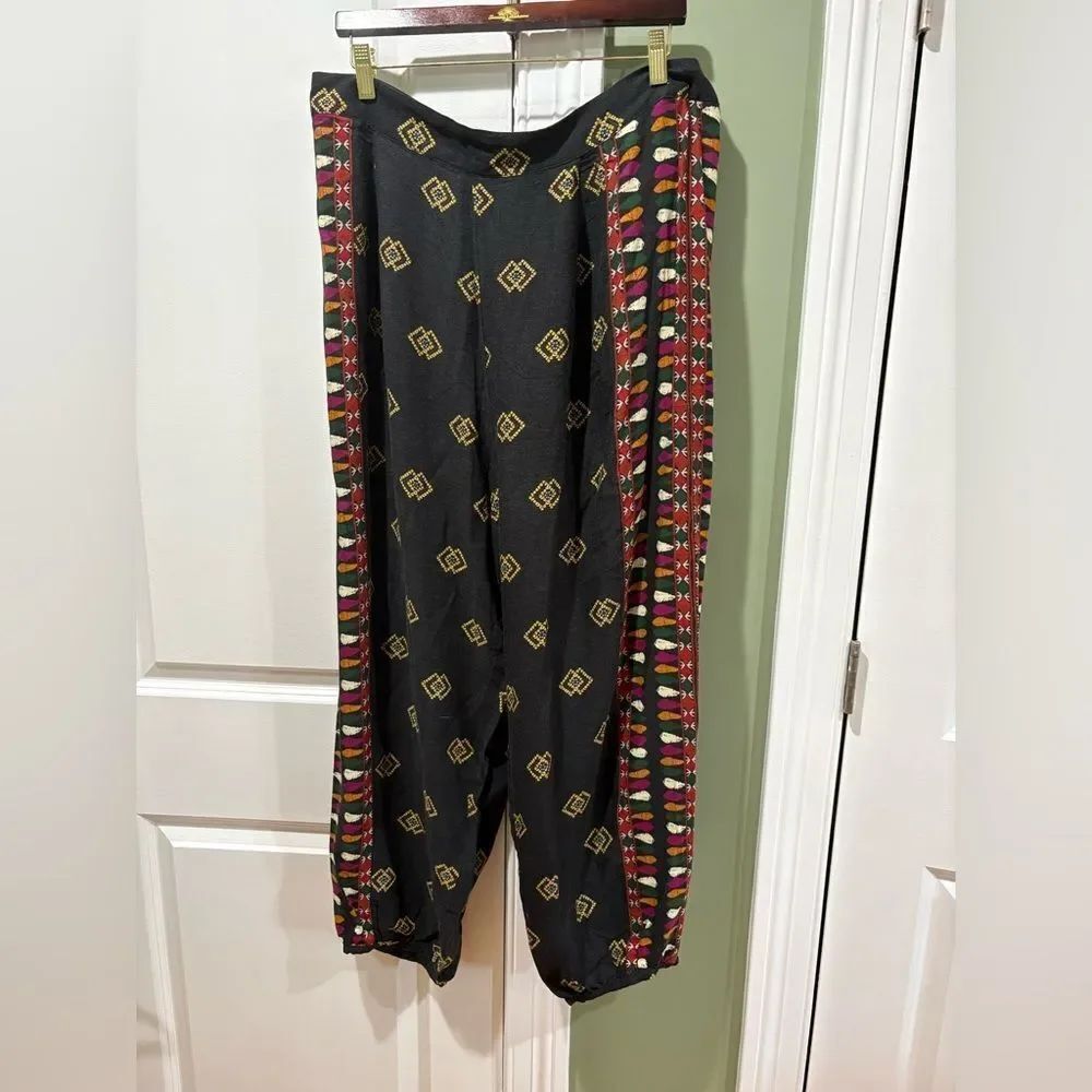 FARM Rio Sun High Waisted Pants - Picture 2 of 7